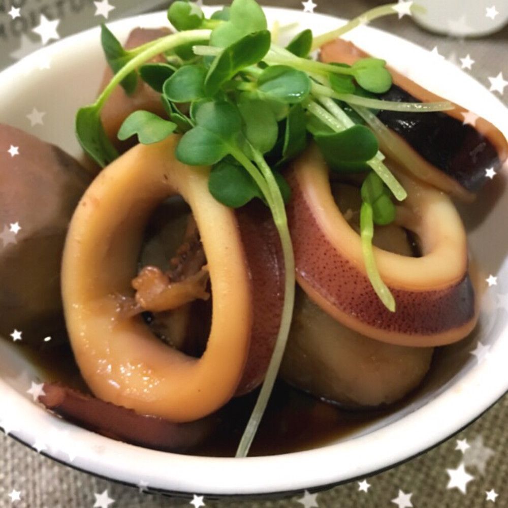 簡単♡人気レシピ/ぷりぷりっイカと里芋の煮物