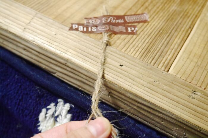 麻ひもを三つ編み