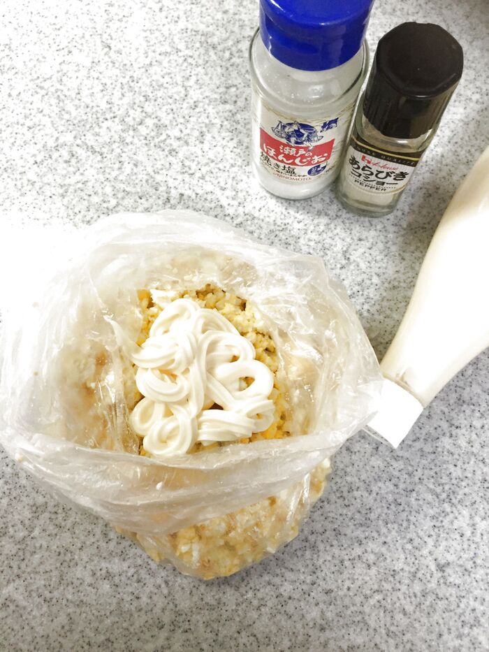 レンジで簡単!ポリ袋で卵のみじん切り ペースト