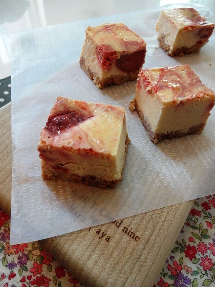 キューブ◆いちごチーズケーキ