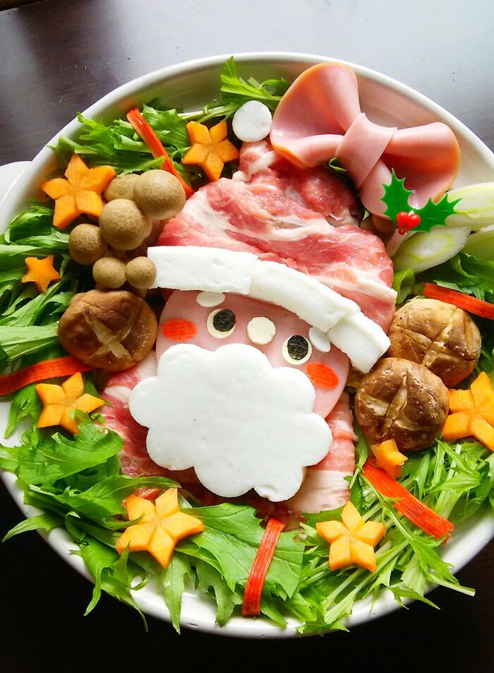 水菜リースとバラ肉サンタで‼クリスマスデコ鍋