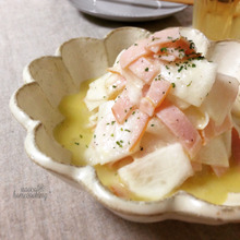 塩麹でまろやか*簡単♪かぶとハムのサラダ