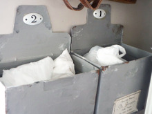 洗濯洗剤の空き箱リメイク☆オシャレにレジ袋を収納!