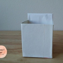 牛乳パックをリメイク!わかりやすく仕訳ができる薬ばこ