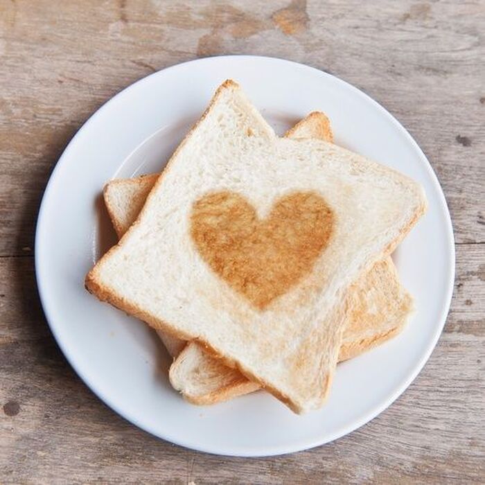 <アルミホイル活用法 8>食パンで楽しく「焦げ目アート」