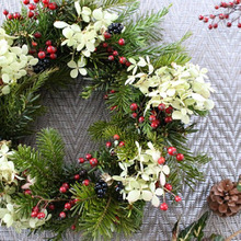 海外ドラマみたい!庭の草木でクリスマスリース☆