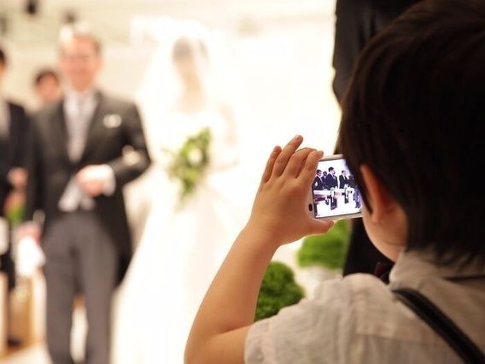 2.身内の結婚式に招待された場合