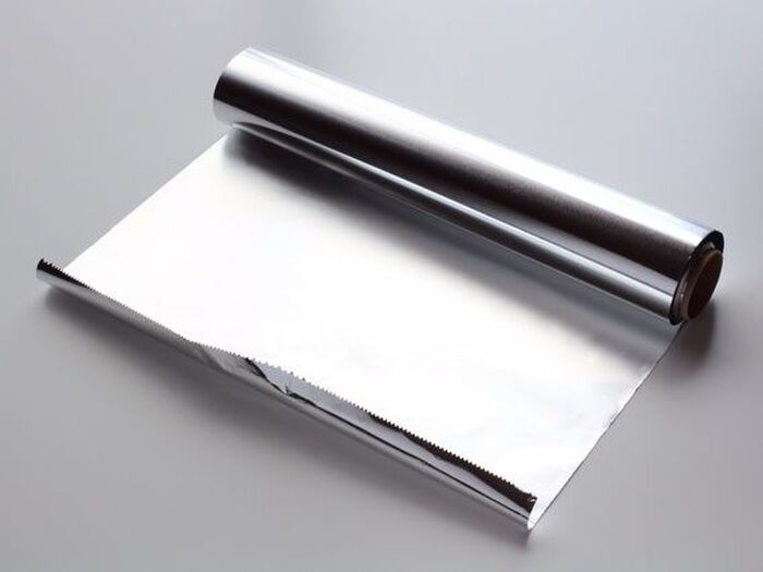 【どっちが表?裏?】「アルミホイル」の知らないと損する<役立つ&意外な活用術>9つ