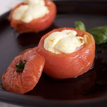 トマトカップのクリームチーズグラタン