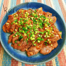 白飯どろぼう♡厚切り肉でやわらかポークジンジャー