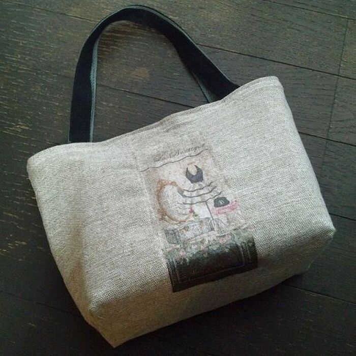 背面はこんな感じ