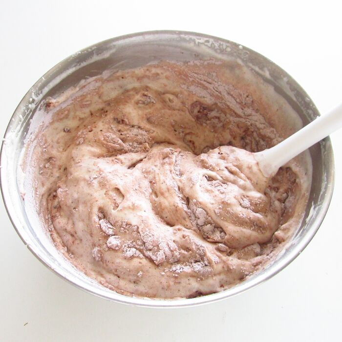 粉類をいれる。