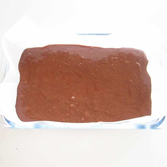 耐熱皿にいれてオーブンで焼く。