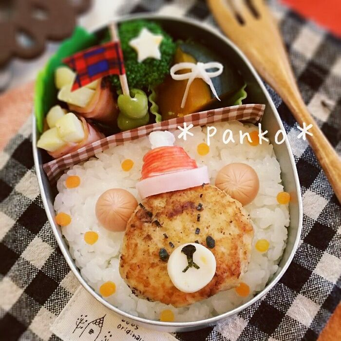 キャラ弁★ハンバーグでくまのがっこうジャッキーサンタのお弁当