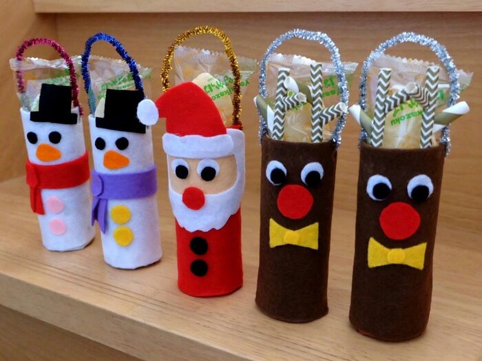 トイレットペーパー芯と100均フェルトでクリスマス小物入れ