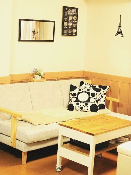 💖ソファー裏のデッドスペースに飾り棚とスキマ収納をDIY★