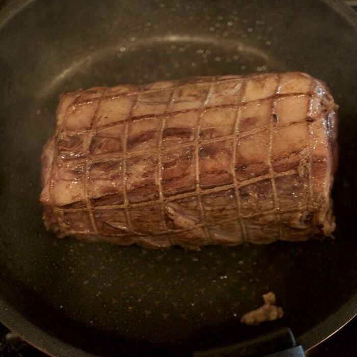 2 肉を焼きます