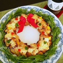 切って混ぜてのせて焼くだけ!食パンの耳でクリスマスリース作った~♡