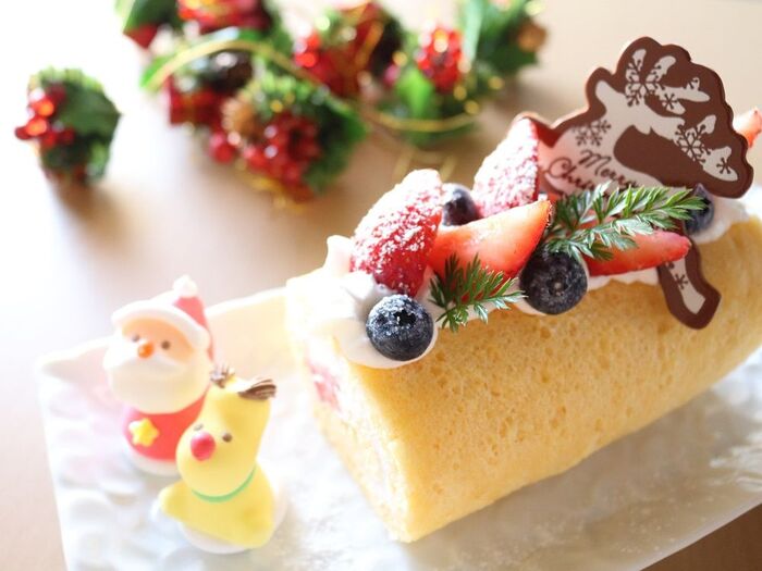 デコレーション次第でクリスマスケーキにもお誕生日ケーキにも!