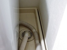 洗剤要らず!!洗濯機周りの簡単掃除方法