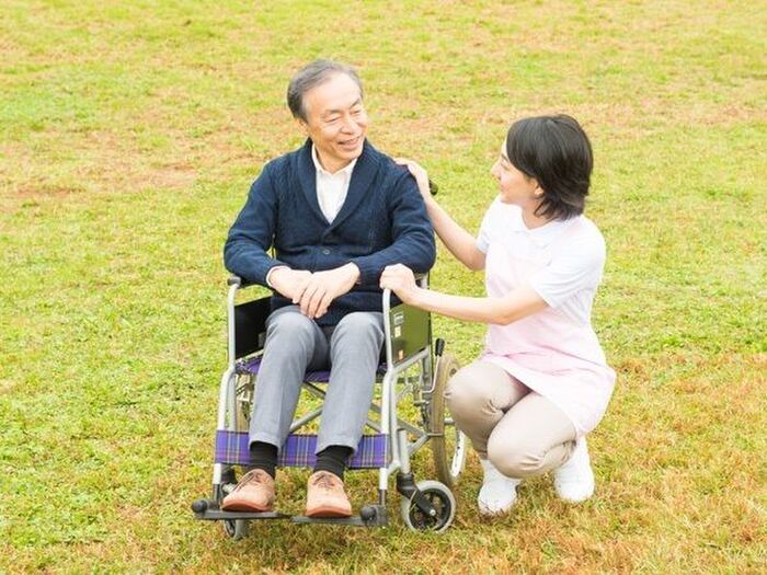 家族で話そう!親の介護と費用~6つの手順と3つの制度~