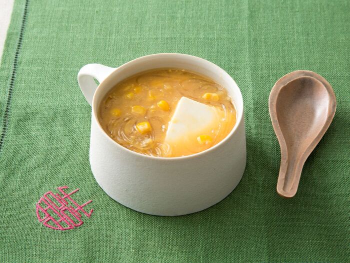 オイスターソースを使いこなす♪豆腐とクリームコーンのスープ