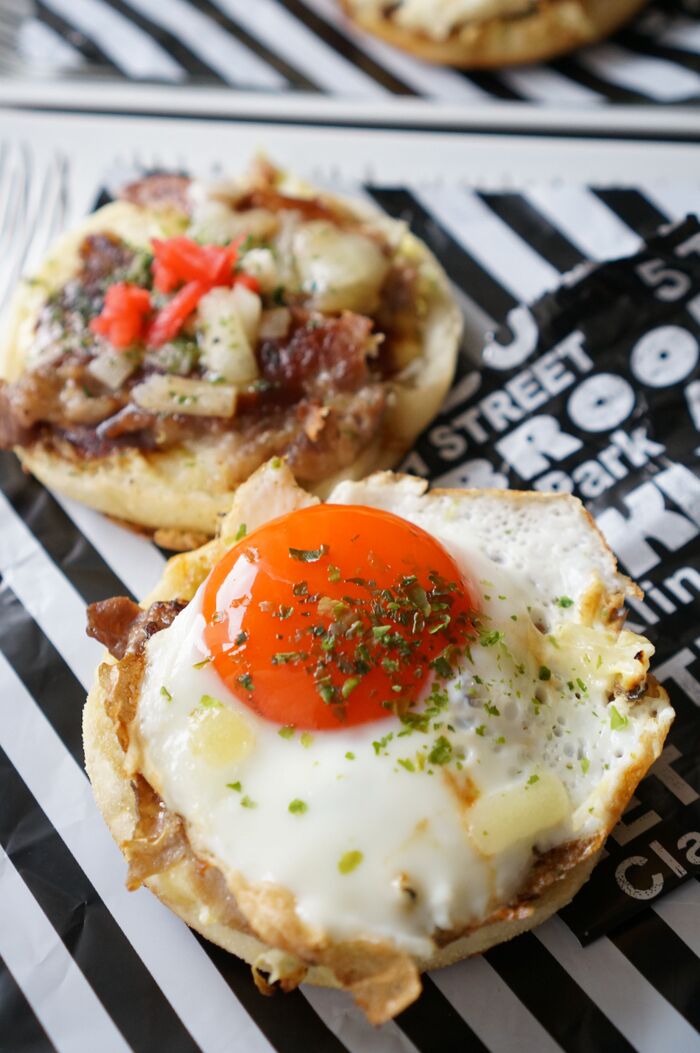 カットキャベツを使えば簡単!お好み焼き風トーストのレシピ