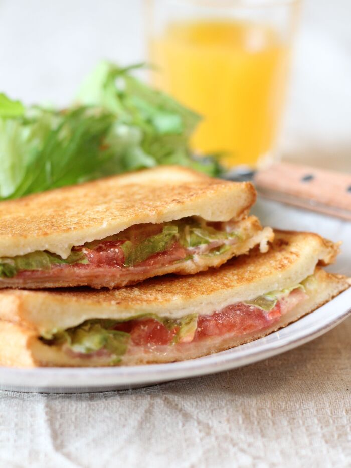 フライパンで作れる!BLTホットサンド