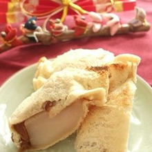 お正月のお餅アレンジ!トースターで♪黒糖きな粉餅 焼き巾着