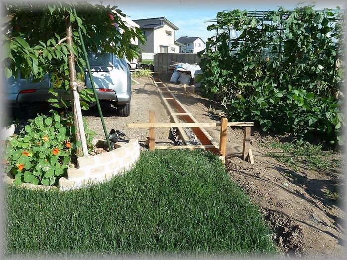 【ステップ3】塗り壁フェンスDIY!基礎造りその②型枠をつくる