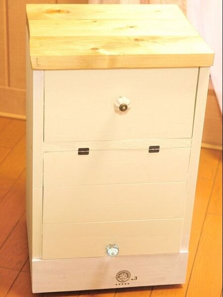 DIY♪端材で収納ラック