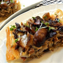 旨味がギュッと!!7種のきのこたっぷりキッシュ