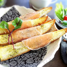 簡単ガーリックトースト生ハム巻き★フランスパンで美味しいスティック