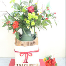100均で!普通の花瓶もお正月感UP!