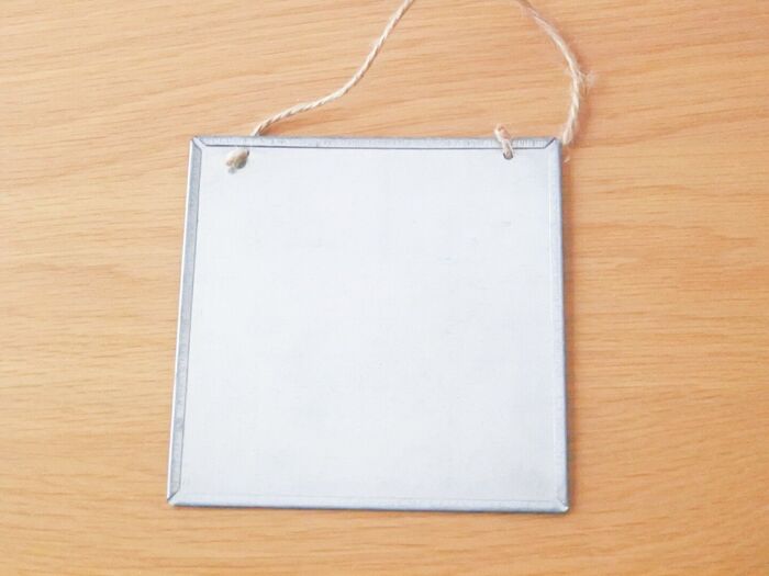 ブリキプレート