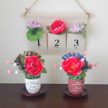 100均素材で‼玄関にも可愛い♡簡単お正月飾り