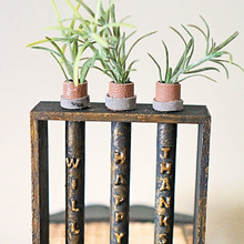 100均で!シールを貼って塗るだけ簡単!アイアン風試験管リメイク☆彡