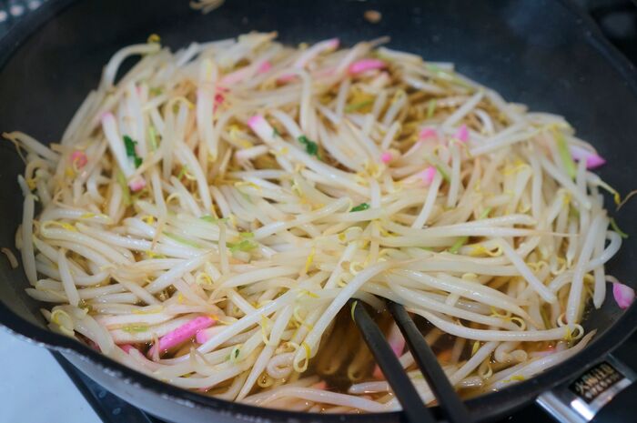 ③合わせ調味料を入れて更に火にかける