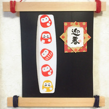 100均手ぬぐいとティッシュの空き箱で簡単壁掛けディスプレイ!