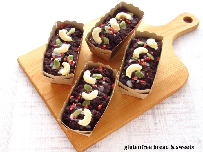 ガトーショコラのような小豆とココアの米粉ケーキ