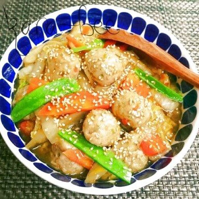 手抜きに見せない!肉団子とたっぷり野菜の簡単とろみ煮