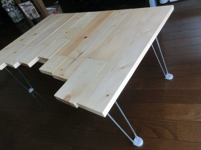 シンプルなミニテーブル完成です!