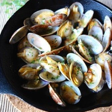 【スキレット】あさりのワイン蒸し