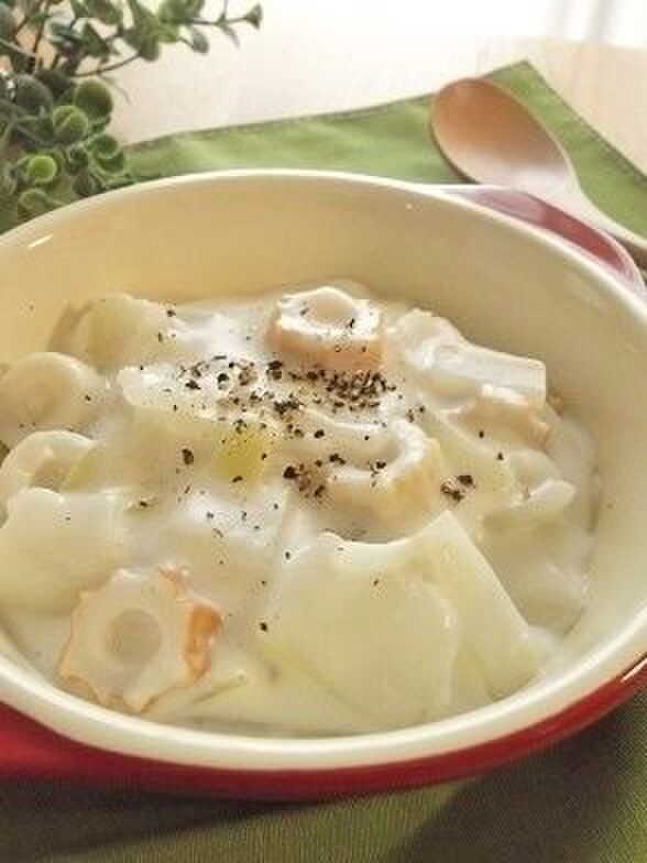 ノンオイル!お手軽♪米粉で大根とちくわのクリーム煮