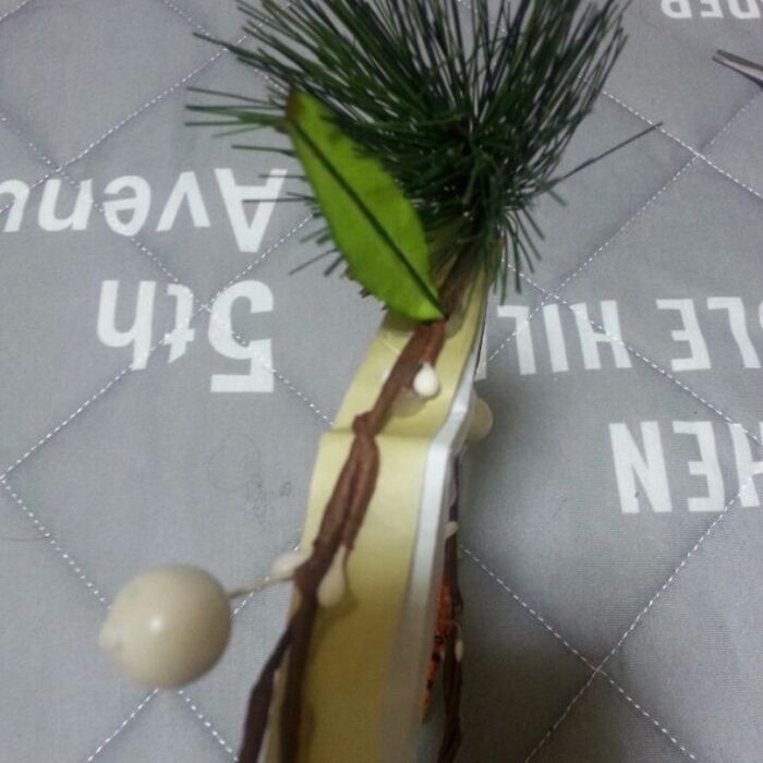 グルーガンで固定