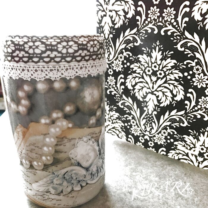 100均グッズで簡単デコパージュ❣️ウェットティッシュケースをエレガントにリメイク♪