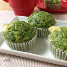 HMで簡単♪ほうれん草とチーズの蒸しパン