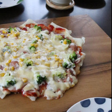 フライパン1つで簡単!カリッとろ~なお餅ピザ