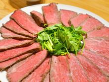 低温でプロの味!ローストビーフのレシピ☆彡