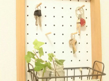 セリアのパンチングボードでナチュラル可愛い壁面収納